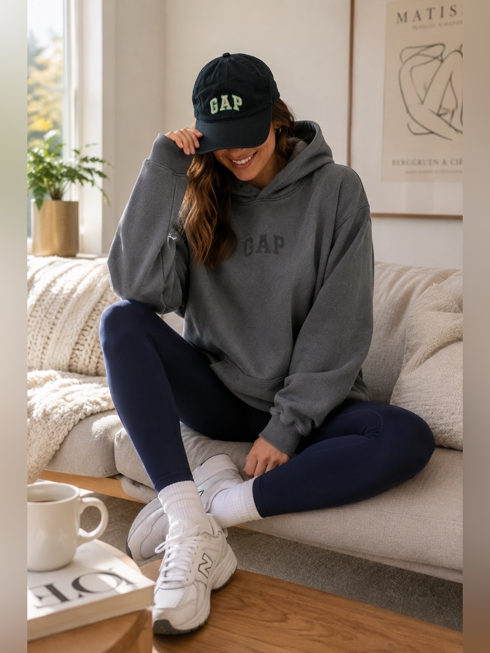 GAP 3-Piece Athleisure Bundle Navy Washed Hoodie L, Navy Leggings L & Logo Hat - Picture 1 of 10